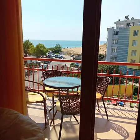 Appartement златна дюна - до южния плаж на *