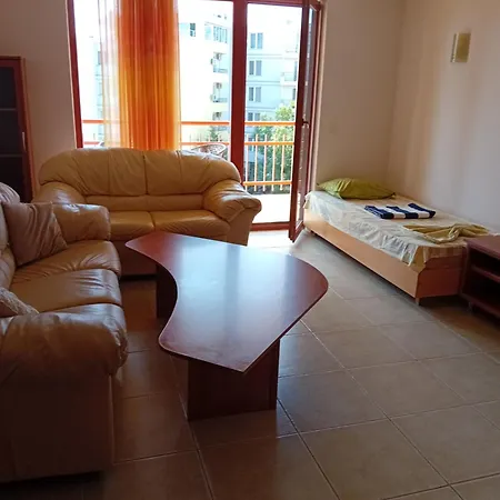 златна дюна - до южния плаж на * Nesebar